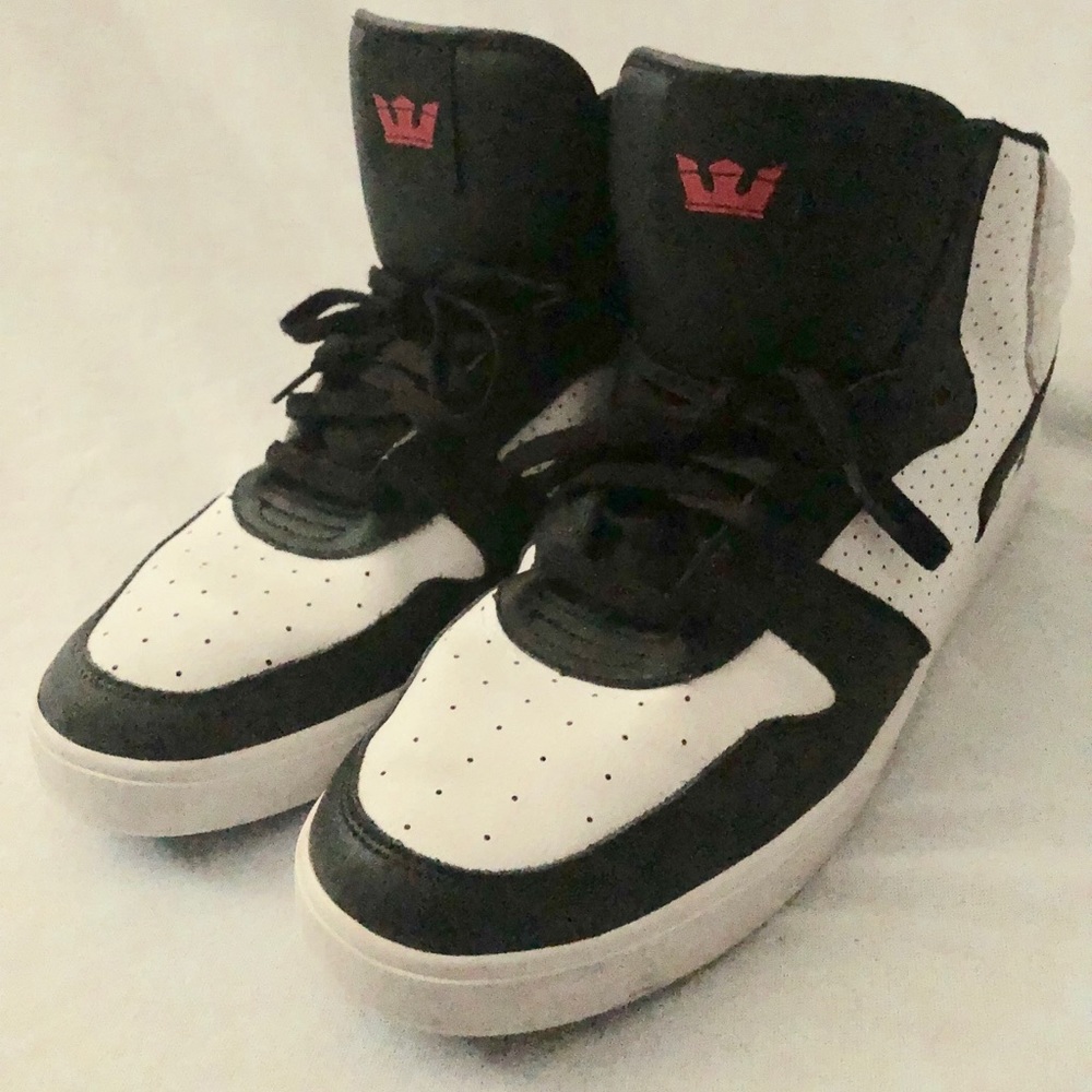 White HI Supra’s